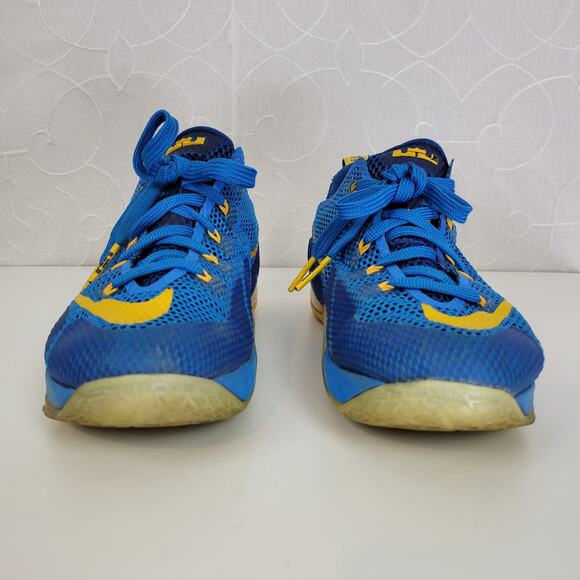 Nike Men's Lebron XII(12) Low Entourage Basketball Shoes 6.5 Blue Yellow Sneaker - Picture 9 of 10